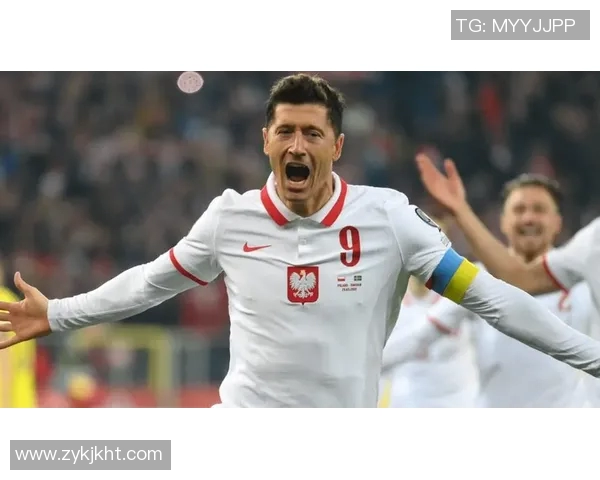 莱万的传奇之路：从波兰小镇到世界足球之巅的奋斗与荣耀