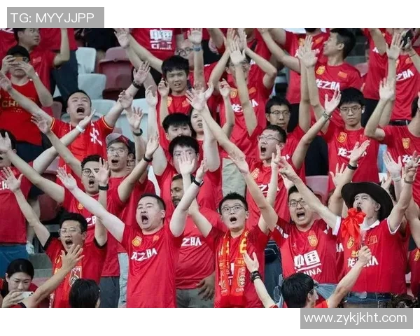 2020欧洲杯足球盛宴回顾球迷热情与精彩瞬间交织的历史篇章